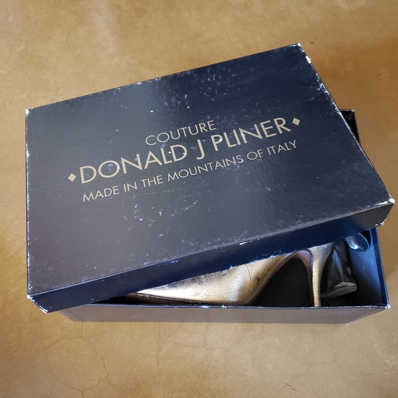 Couture Donald J Pliner 00s gold criss cross heels - Picture 8 of 8